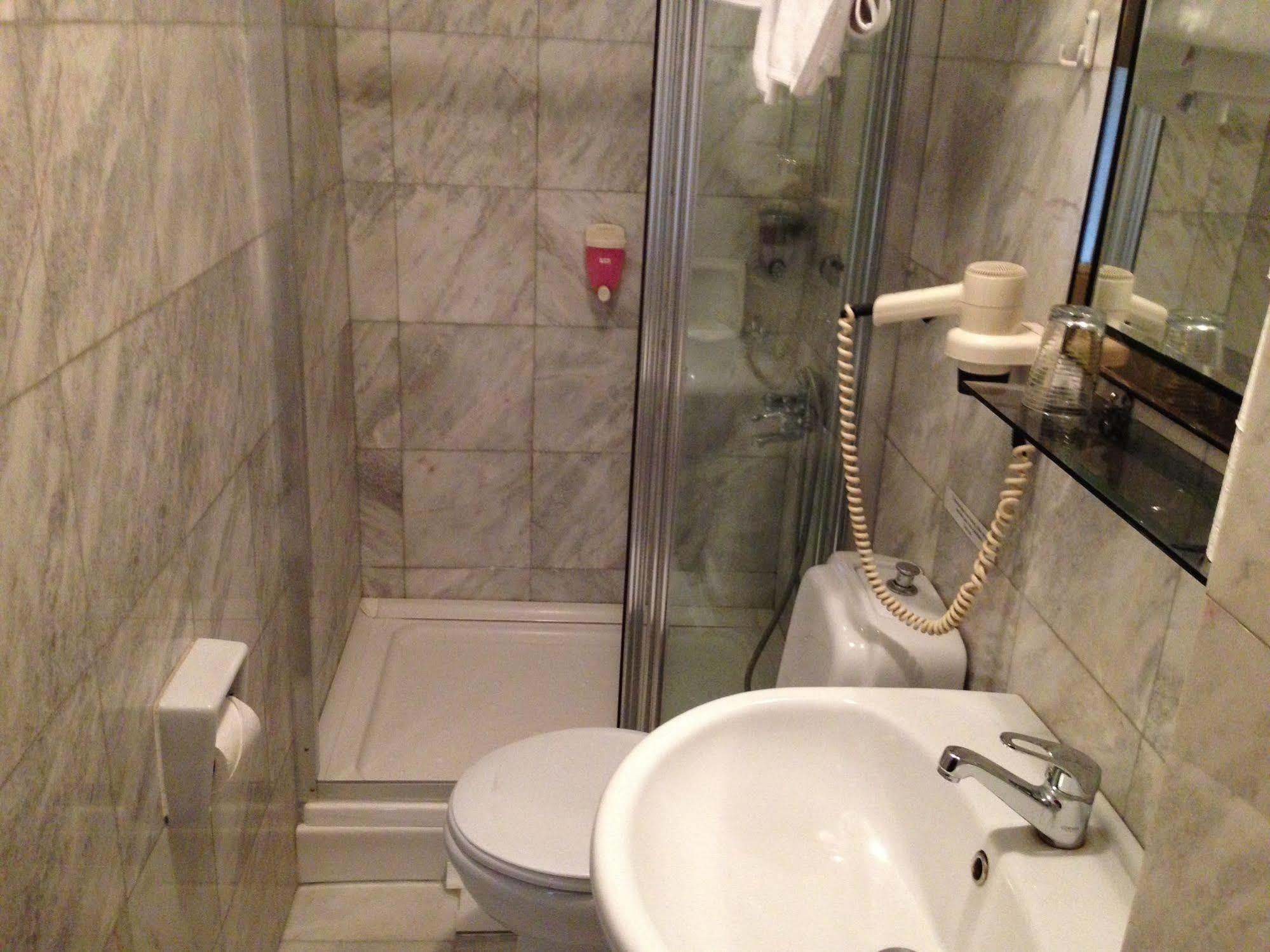 Kybele Hotel Istanbul Exteriör bild